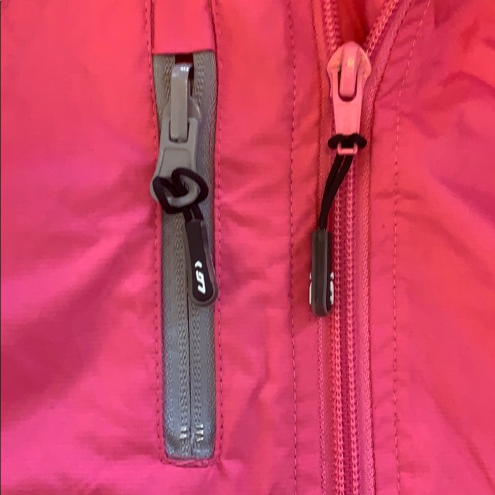 Louis Garneau jacket - Picture 3 of 6